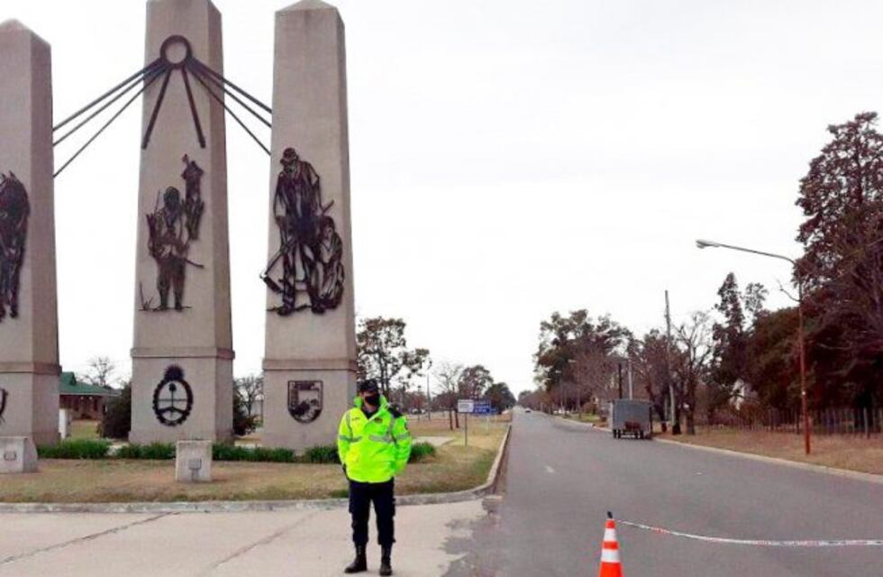 Intendente Alvear: fiesta clandestina en la casa de una empleada del Juzgado de Faltas