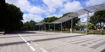 Preparan la vuelta de las ferias de emprendedores y artesanos en espacios abiertos (Municipalidad de La Plata)