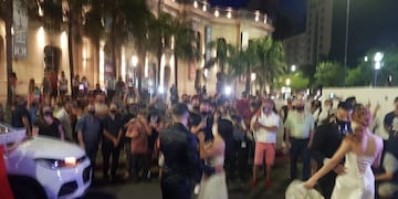 La pandemia pegó muy duro en el sector de trabajadores de salones de fiestas y eventos\u002E Y piden abrir sus puertas\u002E