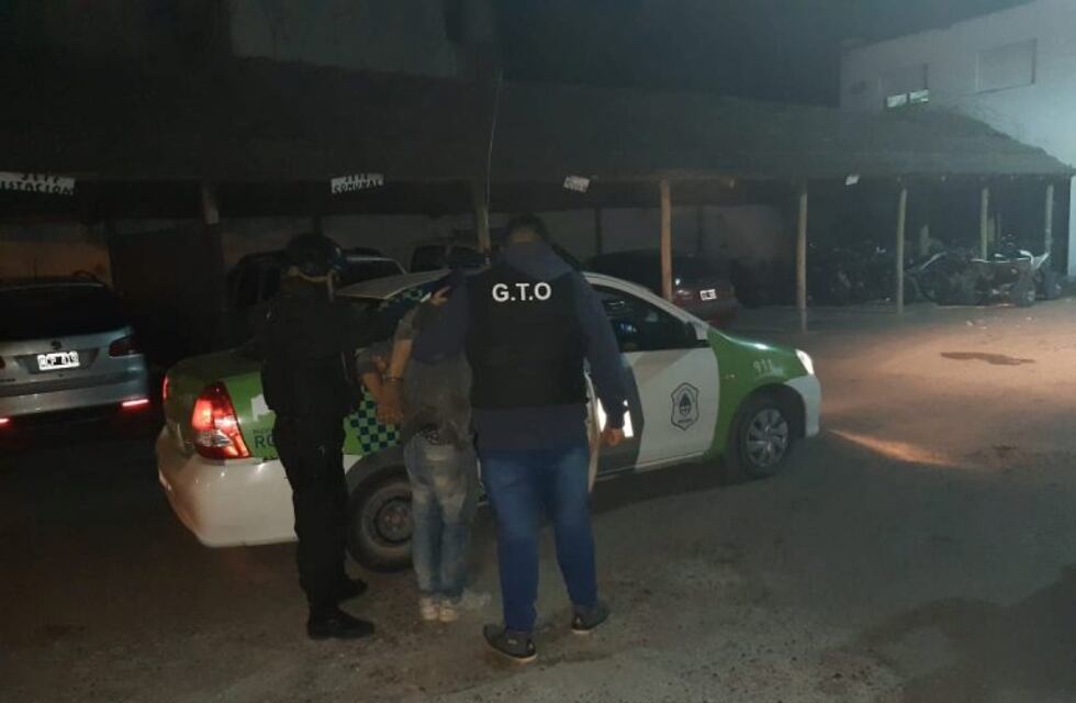 Allanaron una vivienda en Monte Hermoso y secuestraron bomba molotov
