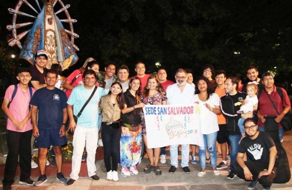 Numerosa delegación jujeña participa en Córdoba del Pre Cosquín