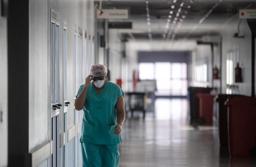 Un nene le cortó la mano a otro de un hachazo y se la reimplantaron en Florencio Varela