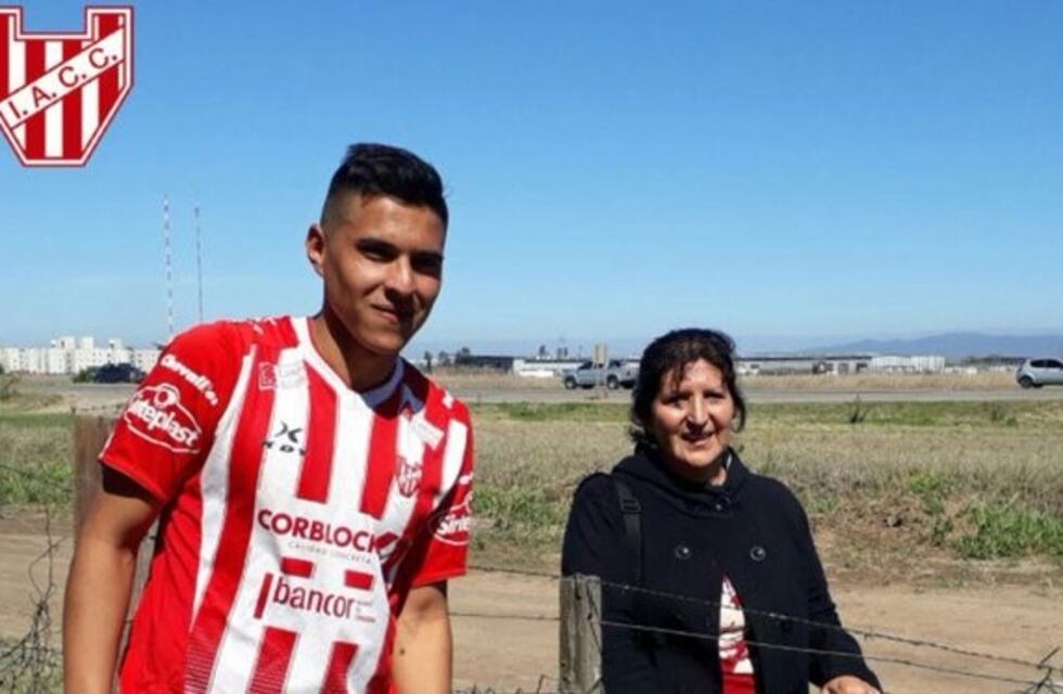 Instituto extendió el contrato del juvenil Pino