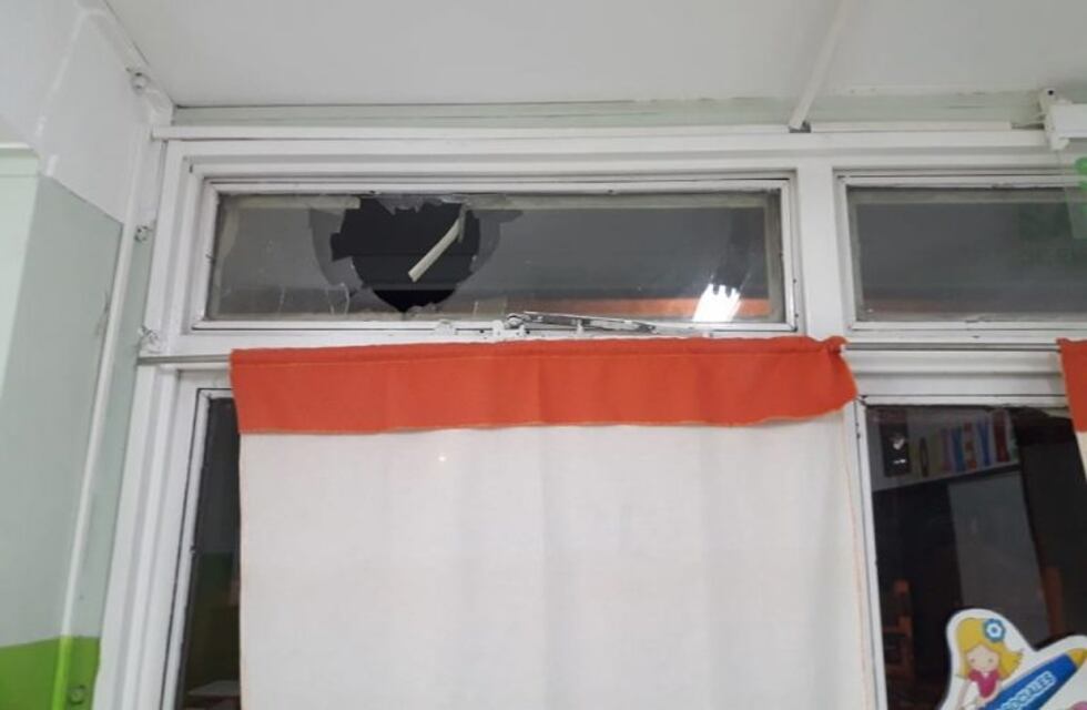 Nuevos actos de vandalismo en edificios públicos