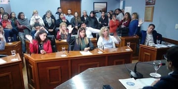 Los ediles decidieron pasar a un cuarto intermedio hasta que lleguen las personas responsables de la intendencia de Rawson\u002E