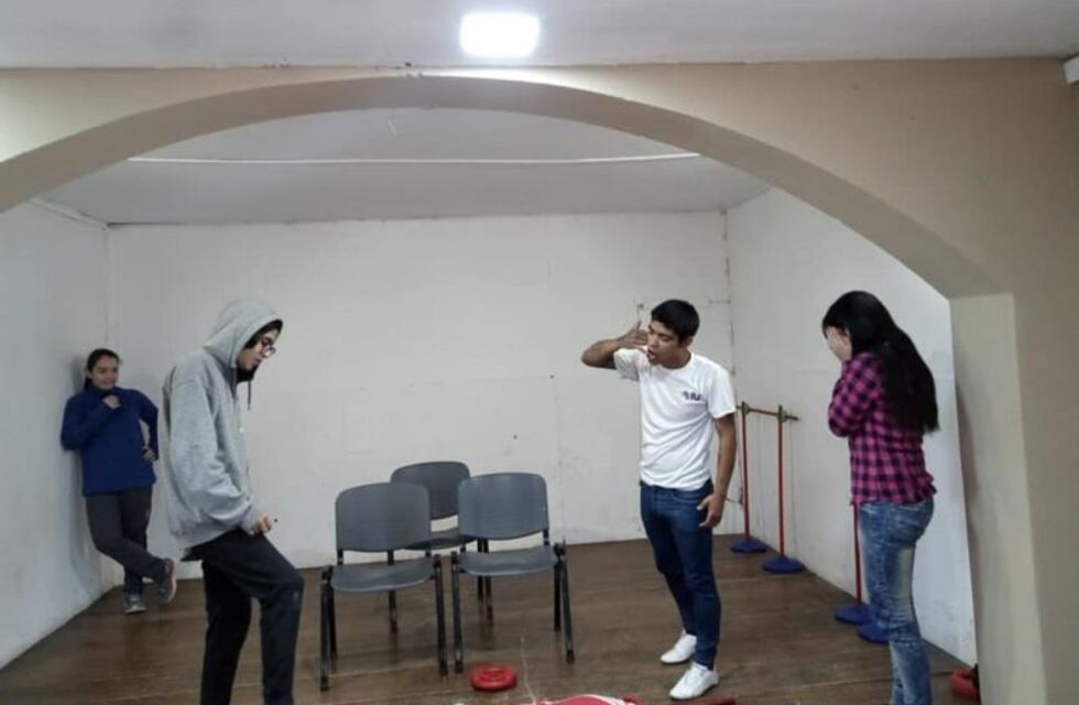 Lago Posadas: se realizó un taller de Teatro e Iluminación