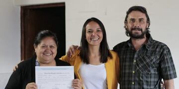 CERTIFICADOS DE FORMACIÓN A ACOMPAÑANTES TERAPÉUTICAS Y CUIDADORES DOMICILIARIOS