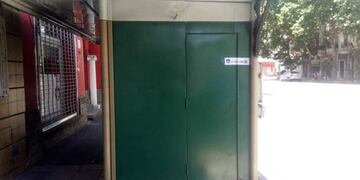 Sufrió un secuestro virtual, pagó y el dinero lo retiró el canillita del barrio\u002E (Clarín)