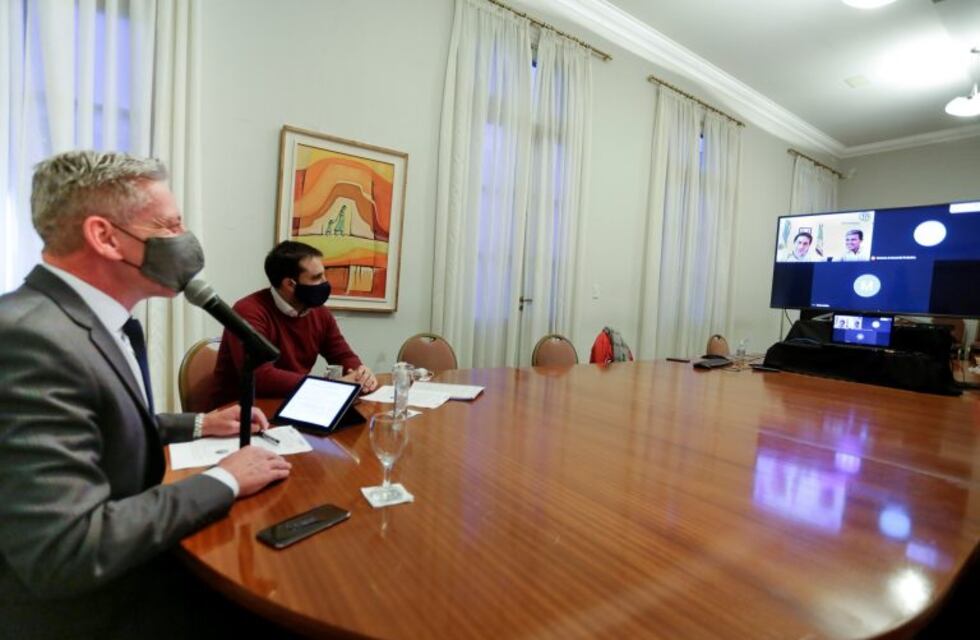 Chubut planteó los problemas en el ámbito petrolero al ministro Kulfas