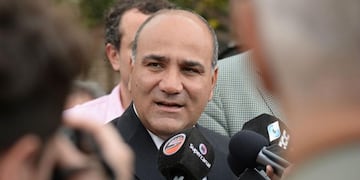 Manzur expresó su solidaridad por el ataque al diputado Héctor Olivares\u002E (Web)