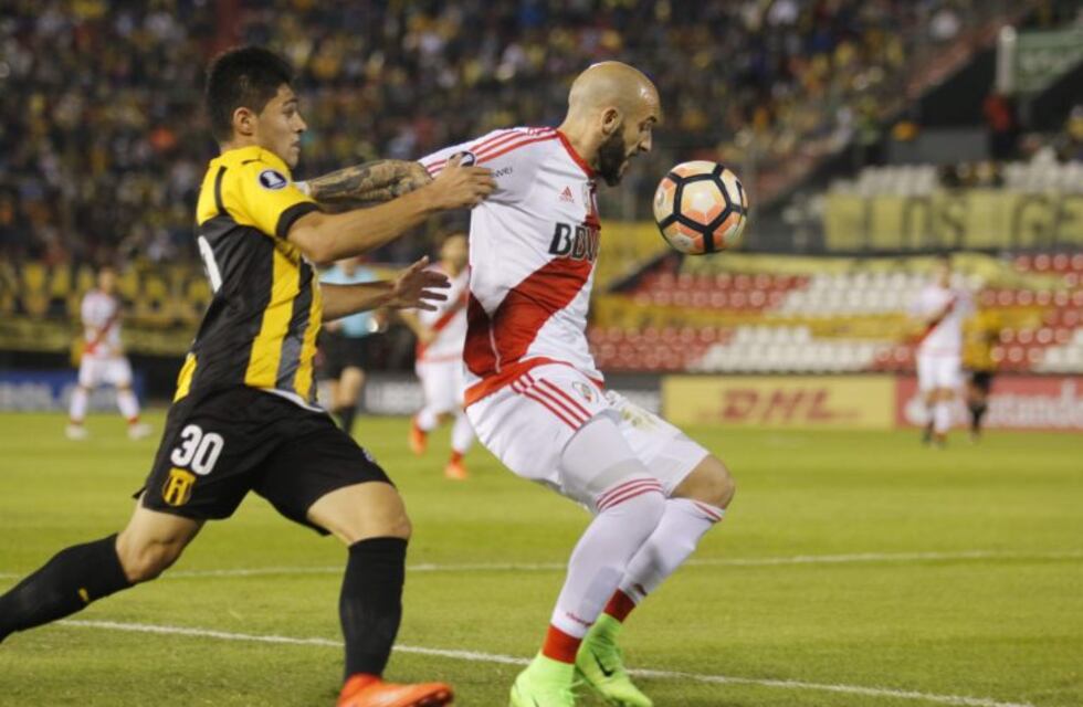 El vice de Central fustigó a Pinola y le pidió que no hable "del club que le dio popularidad" en el país