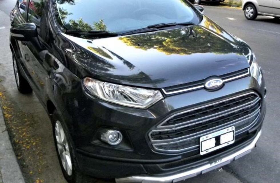 Violento asalto en barrio Yaguarón: redujeron a una mujer a golpes y se llevaron la camioneta