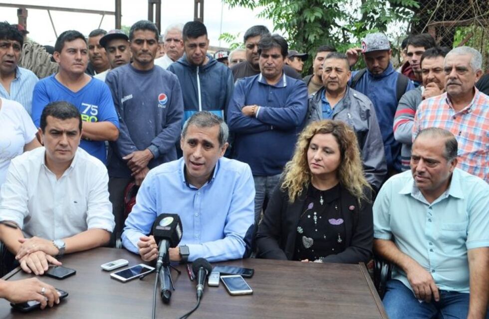 Paredes Urquiza exige al gobernador Casas que incorpore el bono al salario