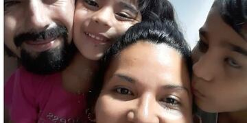 Virginia junto a su familia\u002E