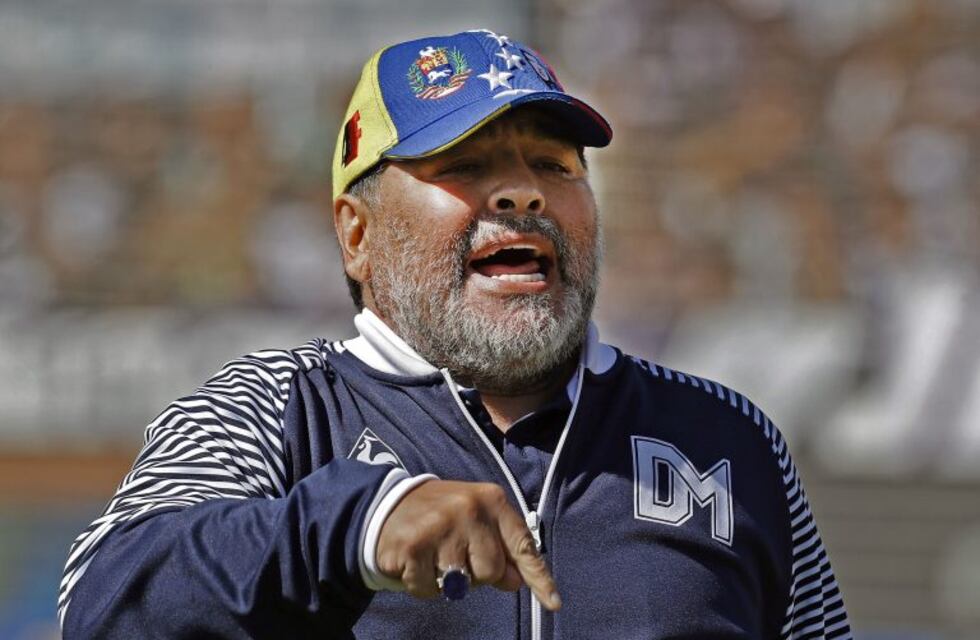 Diego Maradona expresó su solidaridad con Evo Morales: "Lamento el golpe de estado orquestado en Bolivia"