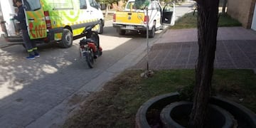 Fue hospitalizado tras caerse de la moto en la que circulaba