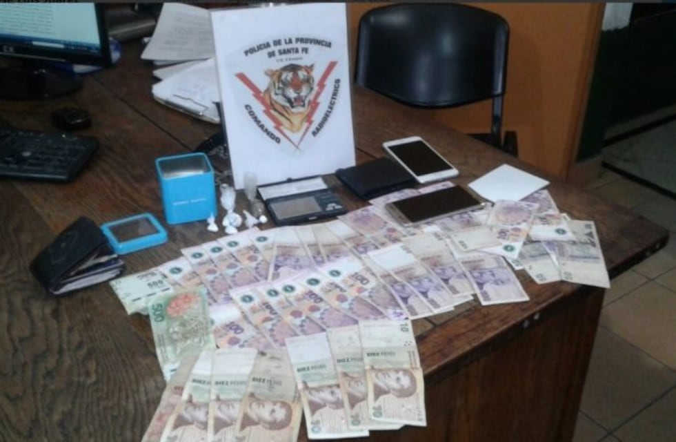 Detuvieron a tres personas en zona oeste dedicadas al delivery de drogas