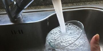 La bajante del río generó la disminución de la producción de agua