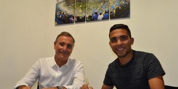 Puras sonrisas en la llegada de Emanuel Reynoso a Boca\u002E El presente es distinto\u002E ¿Operativo retorno en la T?