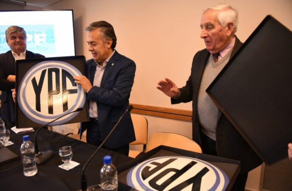 Cornejo reiteró su objetivo de que Mendoza "vuelva a ser petrolera"