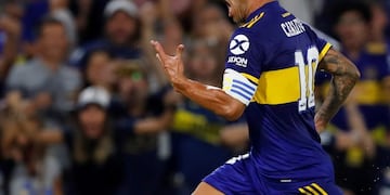 Tevez seguirá en Boca: recibió el llamado de Riquelme y llegaron a un acuerdo\u002E (REUTERS)