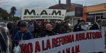 Marcha del CAMAM\nCrédito: Vía Gchú