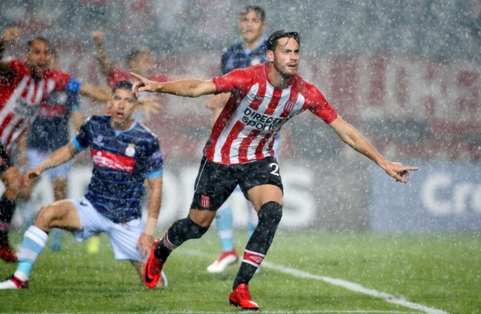 Estudiantes goleó 3-0 al Real Garcilaso y lidera su grupo de la Copa Libertadores