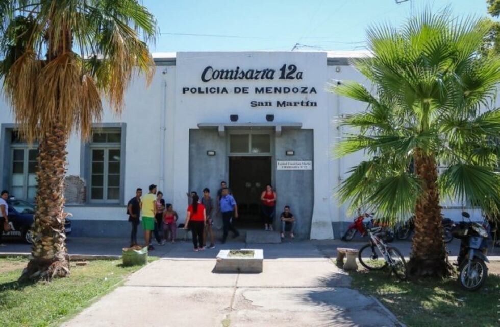 Dos jóvenes violaron a una adolescente de 15 años con una botella