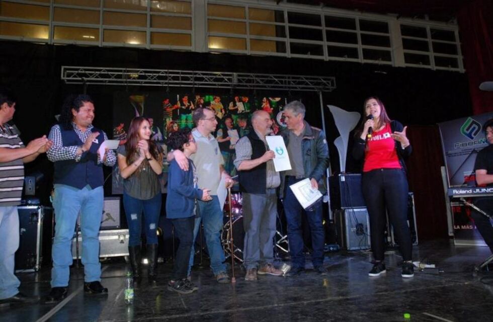 El vicegobernador hizo entrega del decreto reglamentario de la Ley 3238