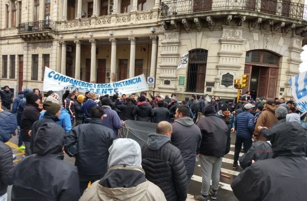 11 días sin colectivos en Paraná y área metropolitana