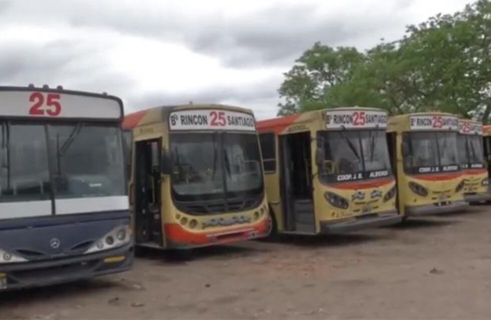 Los choferes de la Cooperativa Alberdi agudizarán la medida de fuerza si no obtienen respuestas