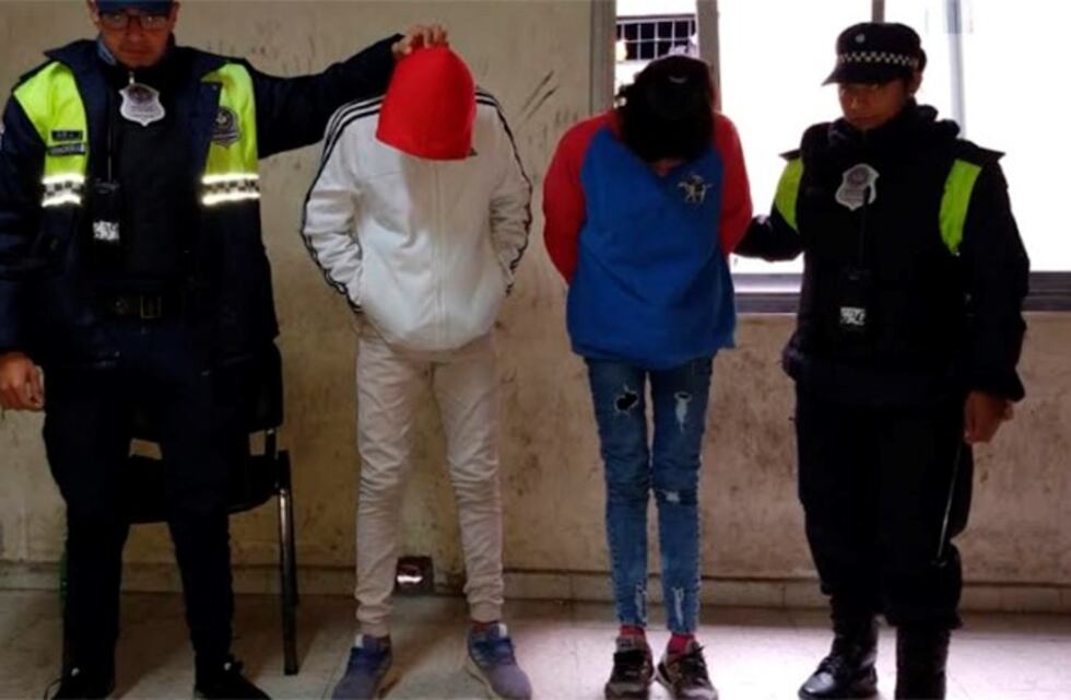 Fueron sorprendidos robando ropa interior en pleno centro tucumano