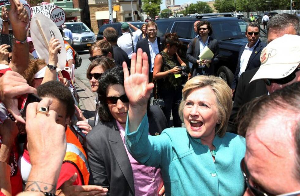 Clinton, tras el audio de Trump: "Esto es espantoso"