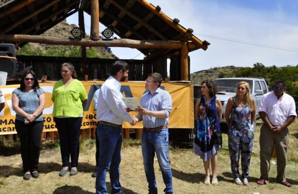 Sierra Colorada realizó la 10° fiesta  provincial de la  tortilla al rescoldo