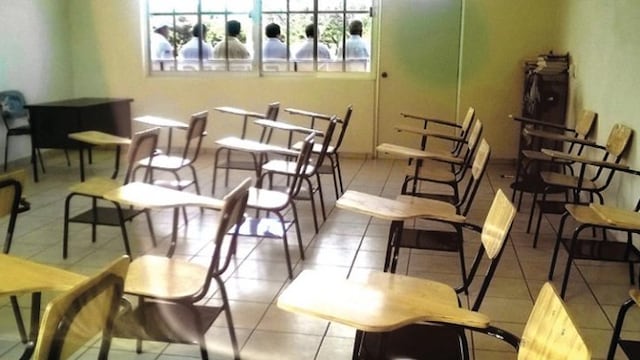 La escuela Nº 1297 Presidente Perón debió implementar un cerramiento con chapas para frenar las balas\u002E (LT10)