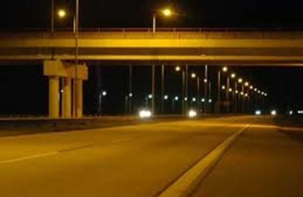 Perdió el control del vehículo en la autopista Córdoba-Rosario y murió en el acto