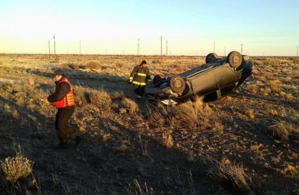 Escarcha en las rutas: siete vuelcos, un herido grave y siete lesionados