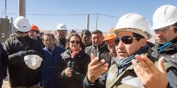 Corpacci en Antofagasta visitó la obra de la usina eléctrica y participó de una asamblea vecinal