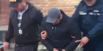 Le dieron prisión preventiva al hombre que atacó a su mujer en Merlo\u002E