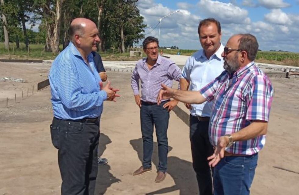 El presidente de Vialidad de Córdoba visitó la obra de Ruta Provincial Nº 12