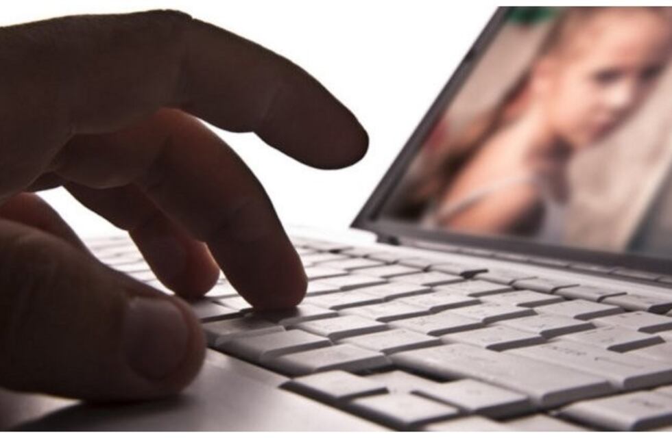 Indagan a conserje por distribuir video pedófilo