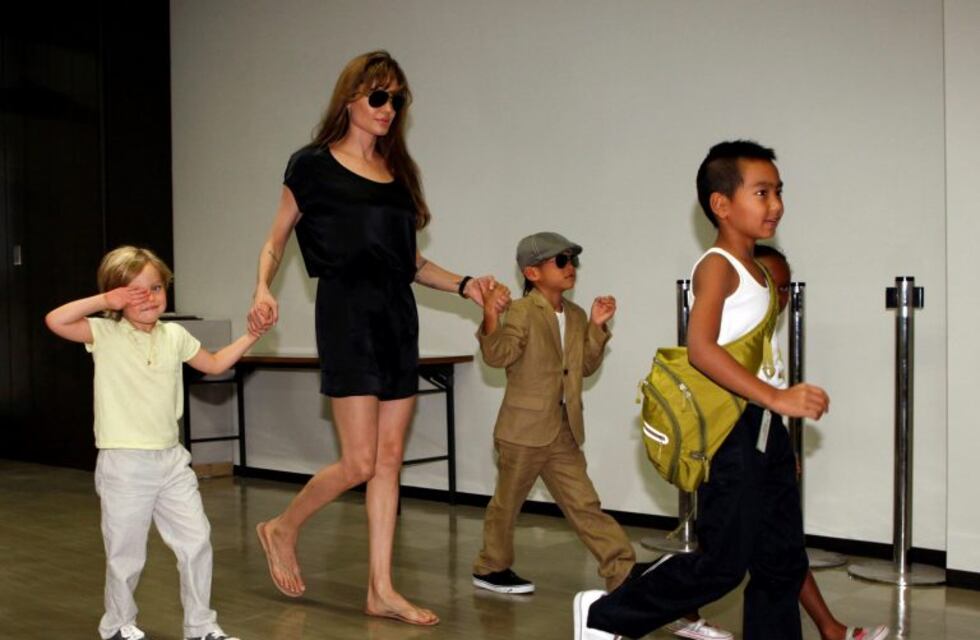 Angelina Jolie sufre de ataques de pánico y declara ante el FBI