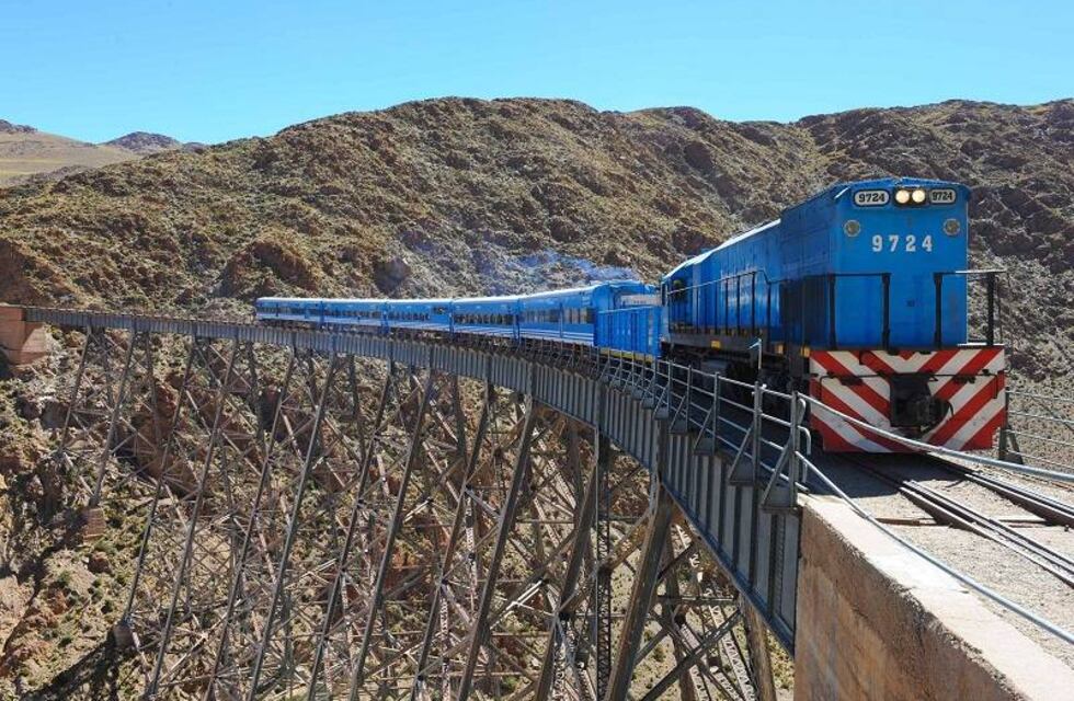 El emblemático Tren a las Nubes volverá a funcionar a partir del 9 de enero