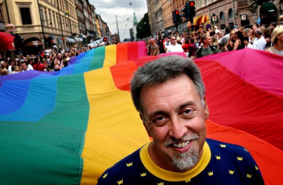 Google homenajeó con su doodle al creador de la bandera LGBT