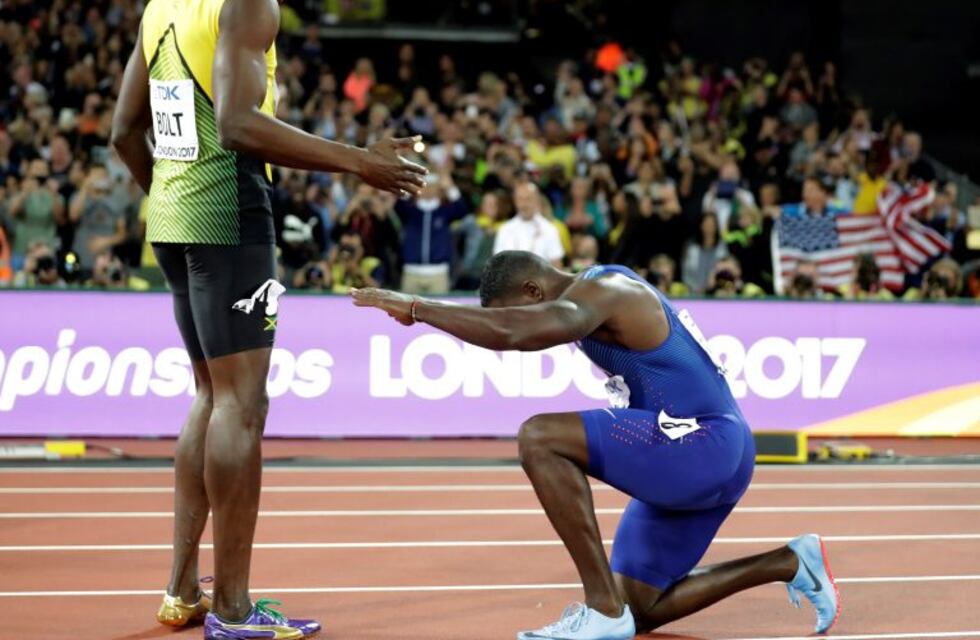 La reverencia de Justin Gatlin a Usain Bolt