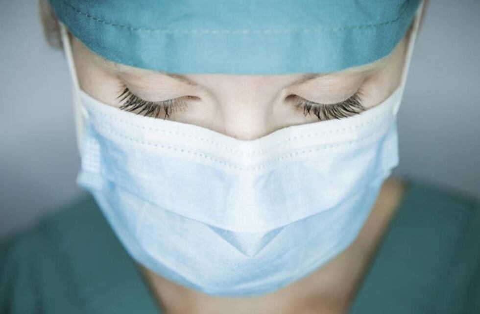 El drama de una enfermera con coronavirus: "No sentí mucho los síntomas de esta enfermedad, tanto como el hostigamiento social"