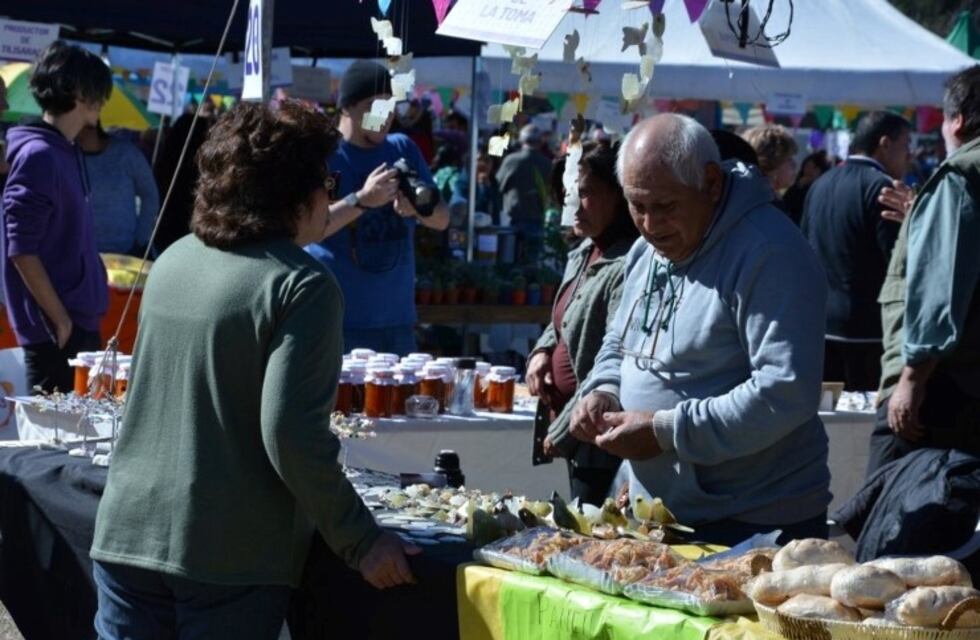 Este sábado vuelve la Feria de Productores