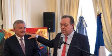 Gerardo Morales y Gustavo Santos destacaron la gastronomía y los vinos jujeños en Francia