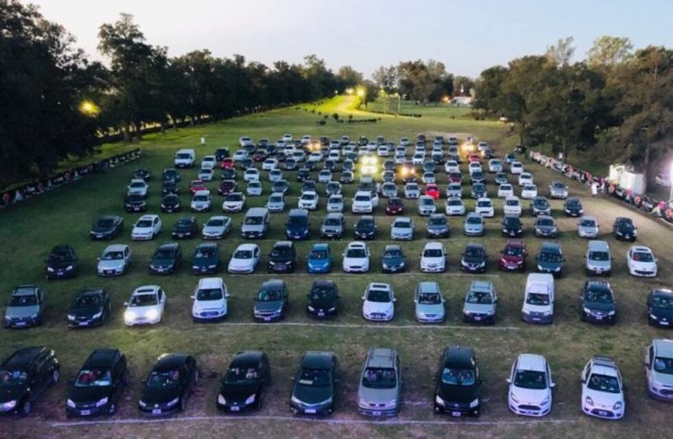 Arrancó el autocine en La República de los Niños