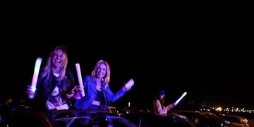 Los Totora y un auto-show en vivo en Mandarine Park (Emmanuel Fernández/Clarín)